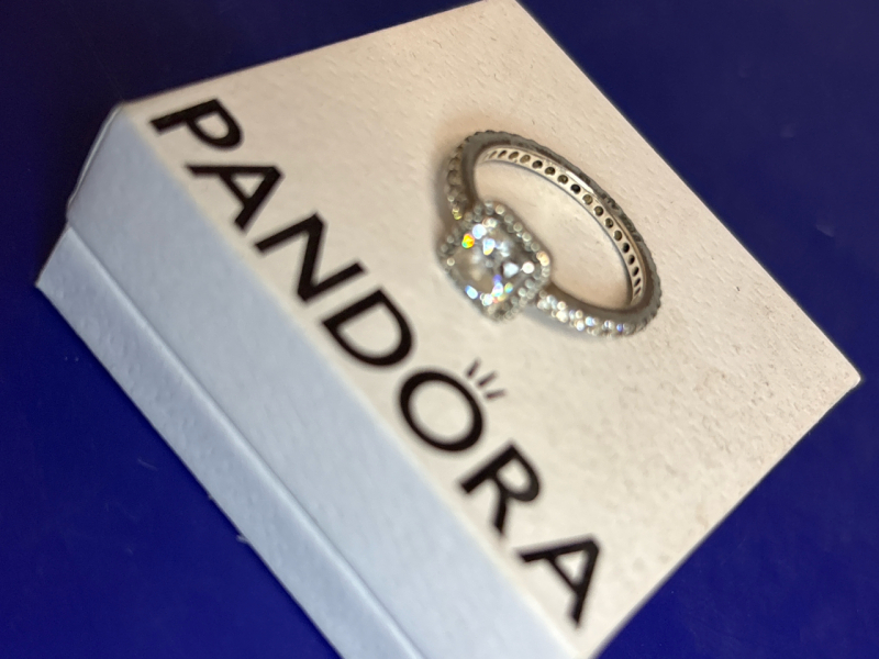 PANDORA Ale 925 Sterling Timeless Elegance Square Cut CZ Sparkle Halo Ring Size 6 52