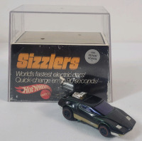 Vintage 1969 Hotwheels Sizzlers Redline Revvin Heaven w/Original Box . Appears to have been painted black , Missing Bottom . Untested