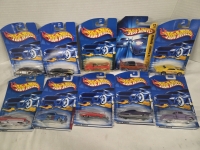 10 Assorted HOTWHEELS Diecast Cars