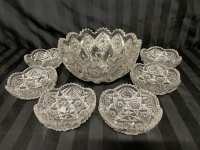 7 piece Pressed Glass Serving Set | Large Bowl 9&rdquo;, Small Bowls 5&rdquo; | No Chips or Cracks | Stunning Set in the Style of L.E. Smith Quintec Heritage Bowls
