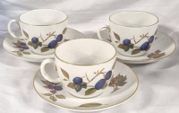 3 Royal Worcester Evesham Cups & Saucers - Fruit Pattern