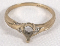 Vintage Stamped 10K Ring sz 6 - Missing Main Stone