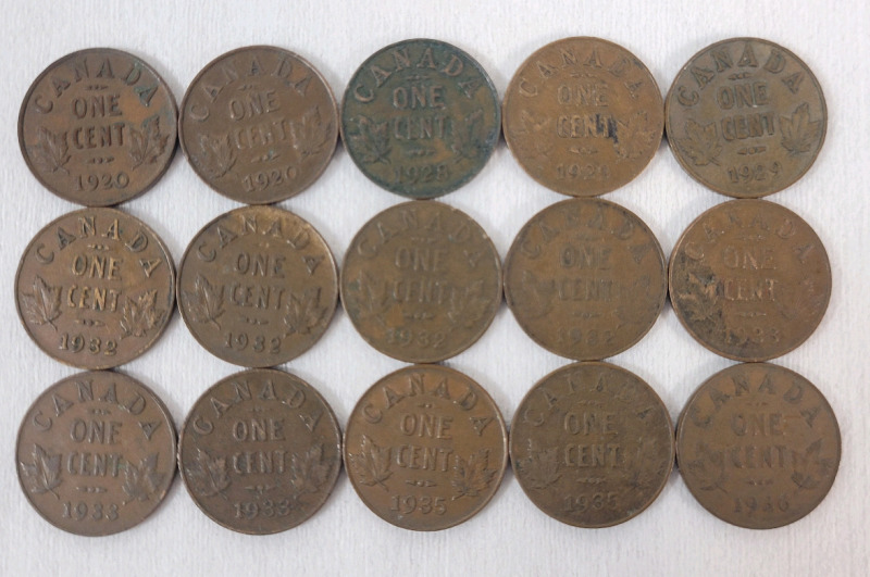 1920 - 1936 Canadian King George V Small One Cent Pennies . 1920 &times;2 , 1928 , 1929 &times;2 , 1932 &times;4 , 1933 &times;3 , 1935 &times;2 & 1936 . Fifteen (15) Coins .