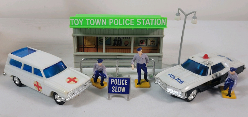 Vintage 60s/70s Lucky Toy Mini Mite Friction Motor Police & Ambulance plus Accessories Kids Toys .
