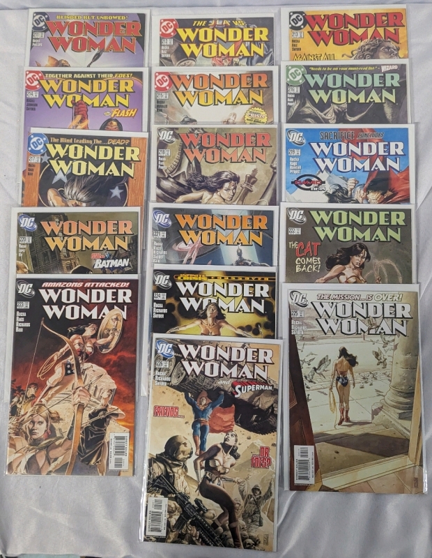 16 Vintage DC Wonderwoman Comics. Issues 211-226 of the Rucka Run.