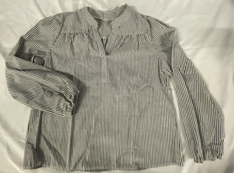 New Sz Large Ladies Linen-look Shirt | Elastic at the Cuffs | V-neck Slot Collar