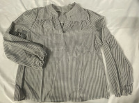 New Sz Large Ladies Linen-look Shirt | Elastic at the Cuffs | V-neck Slot Collar