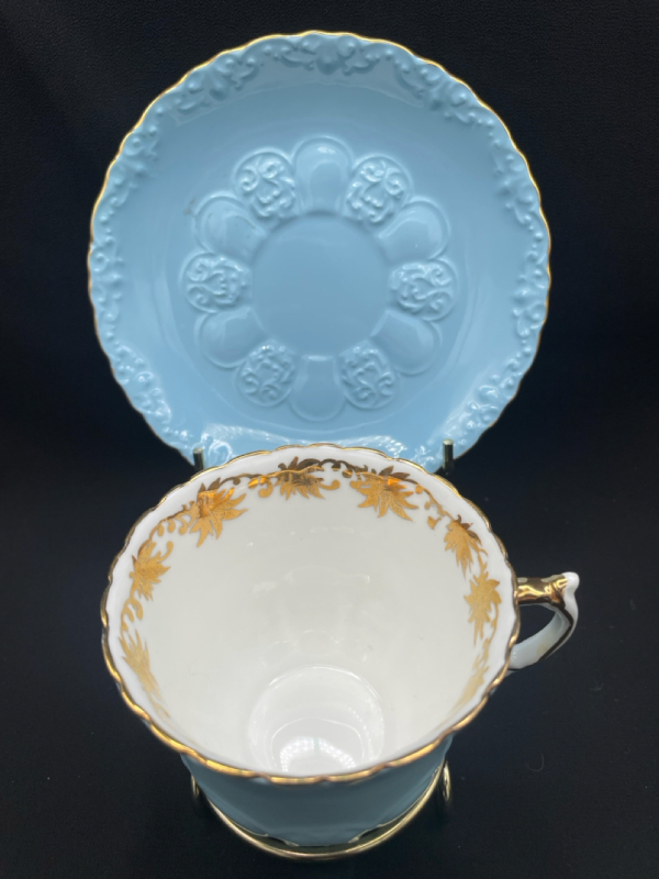 Aynsley Bone China Blue Teacup with Saucer Rings True
