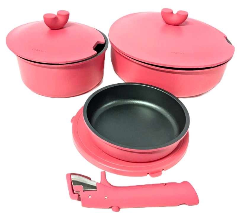 New CAROTE Nonstick Detachable Cookware in Poodle Pink : Universal Detachable Handle, 5.5" Frying Pan, 6.25" Pot With Fridge Cover & Oven Cover (Slight Warping, Not Flush) & 8.25" Pot With Slightly Wonky Lid