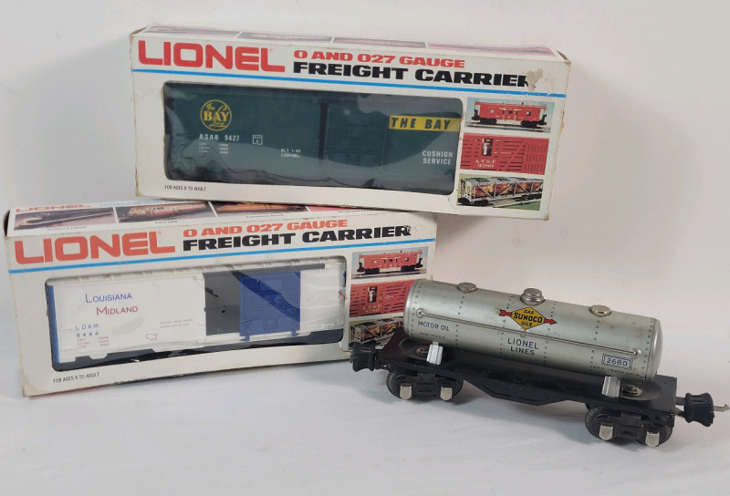 Three (3) Vintage Lionel Train O & O27 Gauge Toy Train Railroad Cars .