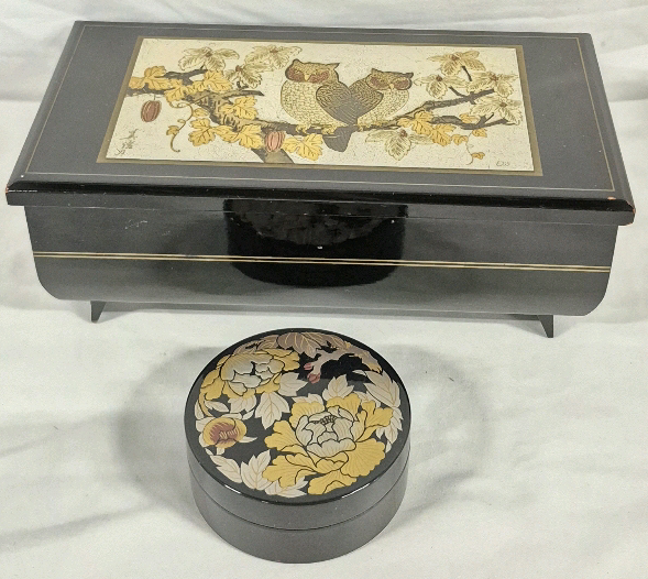 Beautiful Women's Dresser Musical Jewelry Box & Trinket Box