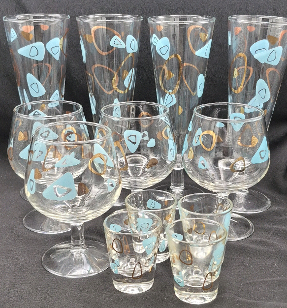 12 MCM Federal Glass Atomic Boomerang Amoeba Turquoise Glasses - 2.5" to 8.25"