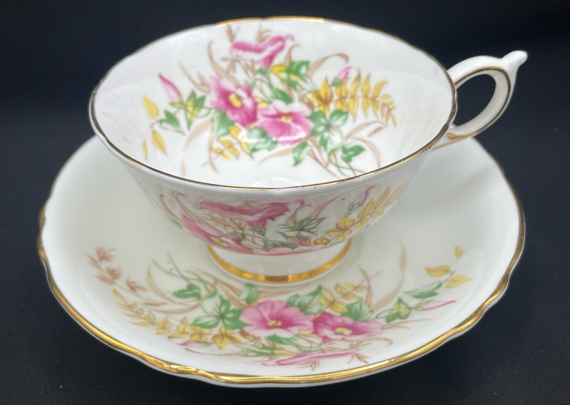 Paragon Double Warrant Floral Teacup Set Rings True
