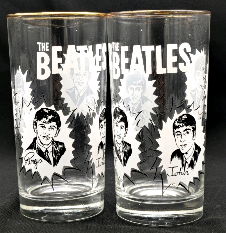 [Rare] 2 Vintage 1964 THE BEATLES &times; Dairy Queen Canada Only Promotional Glasses - 5.5" Tall Each, No Chips or Cracks, Gold Gilt in Rim Worn