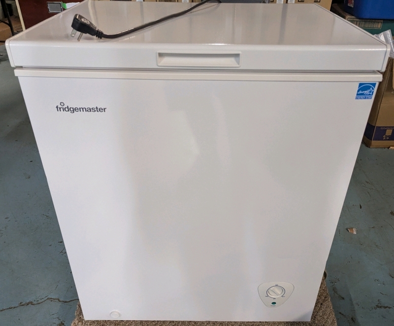 As New Fridgemaster 5 Cubic Foot Chest Freezer. Measures 20.5" (depth) by 27.5" (wide) by 33" (height)