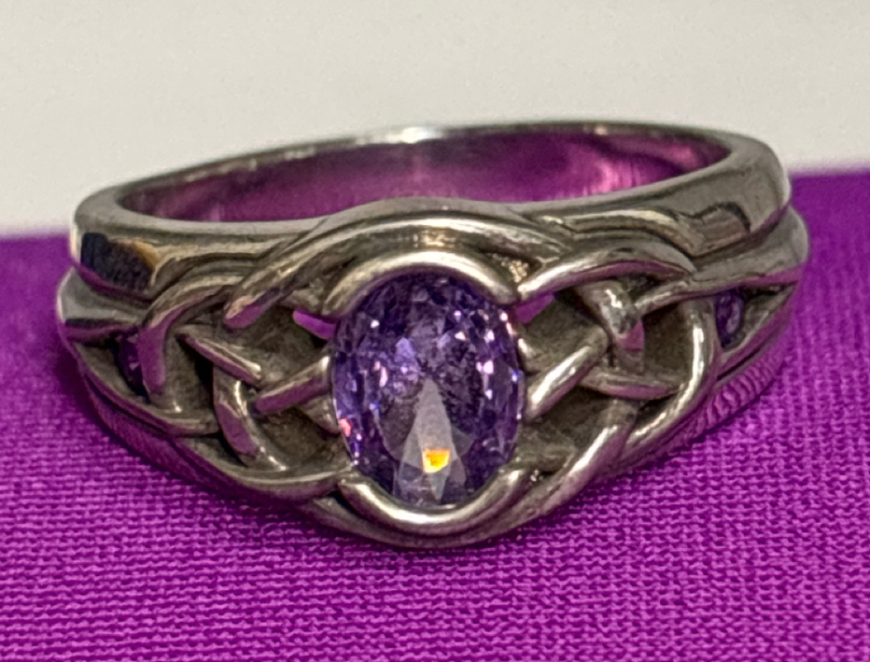 925S Stamped Celtic Knot Ring Oval Faceted Set Purple Stone Size 7