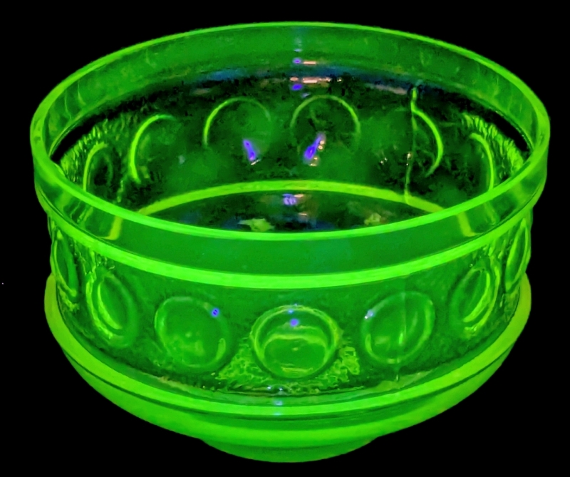 [Rare] Vintage MCM Yellow URANIUM Glass Bowl, Possibly Unsigned Riihim&auml;ki / Riihim&auml;en Lasi Glassworks, 4" Diameter &times; 2.5" Tall, No Chips or Cracks