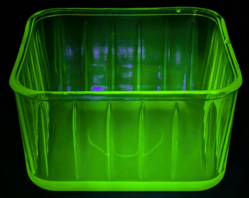Vintage URANIUM Vaseline Glass Ribbed Refrigerator Dish w/o Lid, 5.5" Across &times; 3" Tall, Chips & Fleabites Around Rim