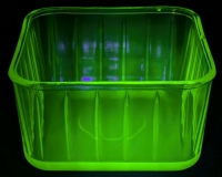 Vintage URANIUM Vaseline Glass Ribbed Refrigerator Dish w/o Lid, 5.5" Across &times; 3" Tall, Chips & Fleabites Around Rim