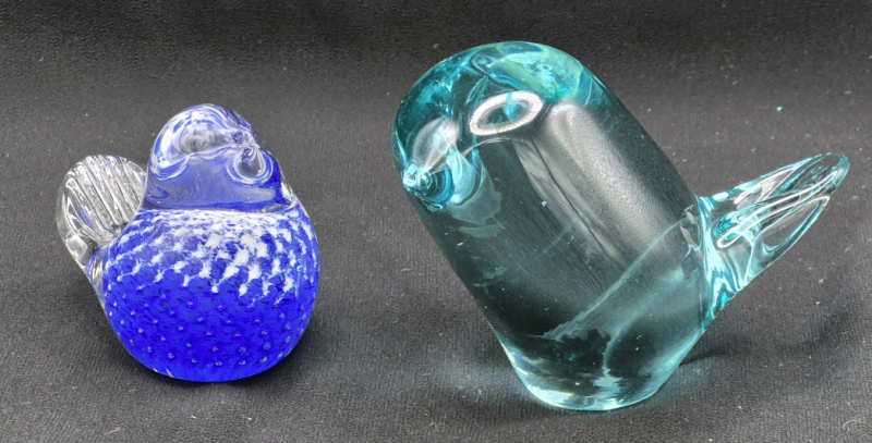 2 Vintage Art Glass Birds - Tallest 3"