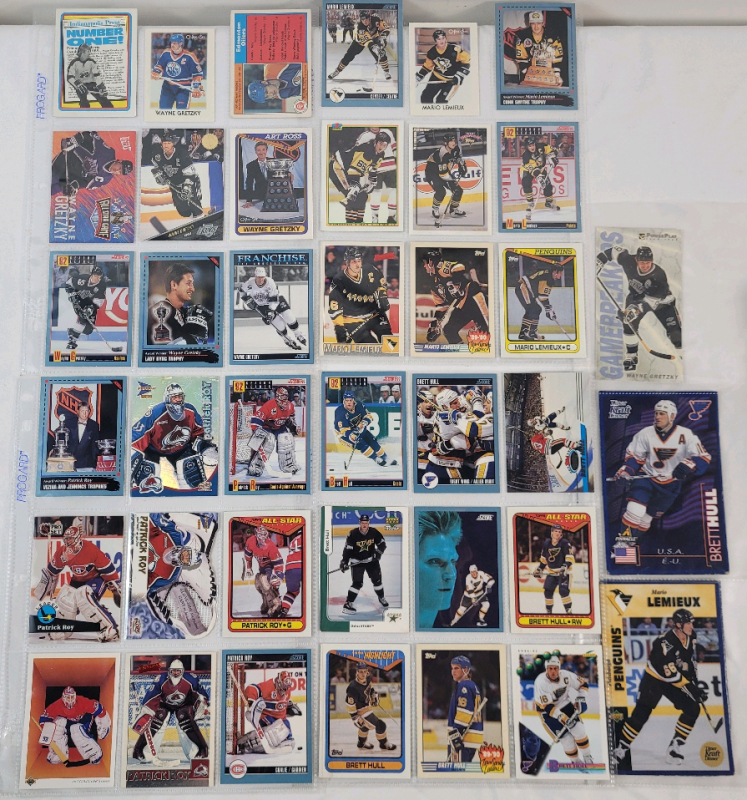 NHL Hockey Gretzky , Lemieux , Roy & Brett Hull Trading Cards . 39 Trading Cards