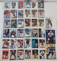 NHL Hockey Gretzky , Lemieux , Roy & Brett Hull Trading Cards . 39 Trading Cards