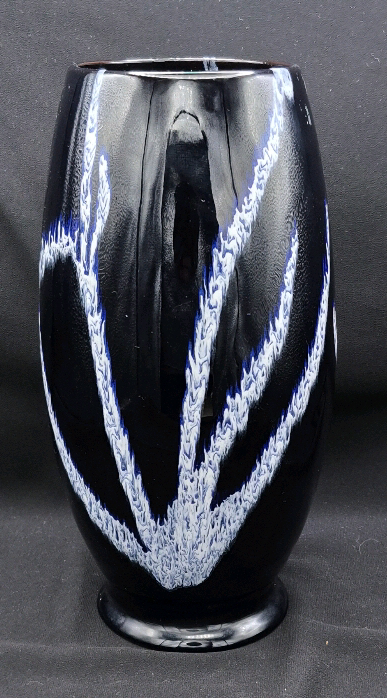 Beautiful Blue Mountain Pottery Granite Glaze Vase 10.5" Tall