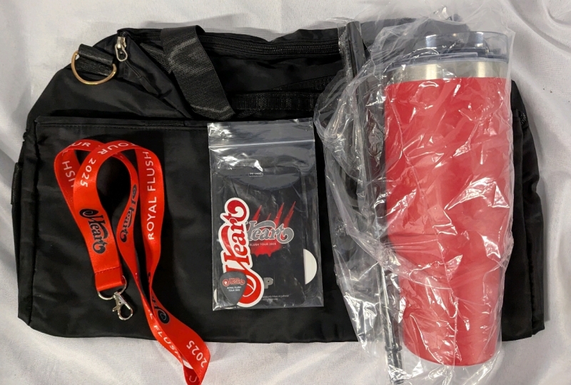 New Heart Royal Flush Your Merchandise. Tumbler, Bag & More!