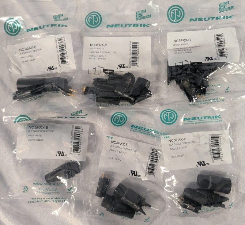6 New Neutrik XLR Cable Connectors. 2 Male 3 Pole, 2 Female 3 Pole, 2 Right Angle Female 3 Pole.