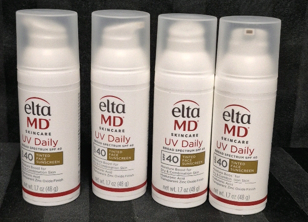 [See Desc] 4 Elta MD UV Clear SPF 40 Tinted Face Sunscreen Moisture Boost for Dry & Combination Skin 48g Exp 03/2026 - 04/2026