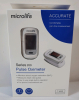 New - MicroLife Series 200 Pulse Oximeter . Monitors Blood Oxygen Saturation & Heart Rate . - 2