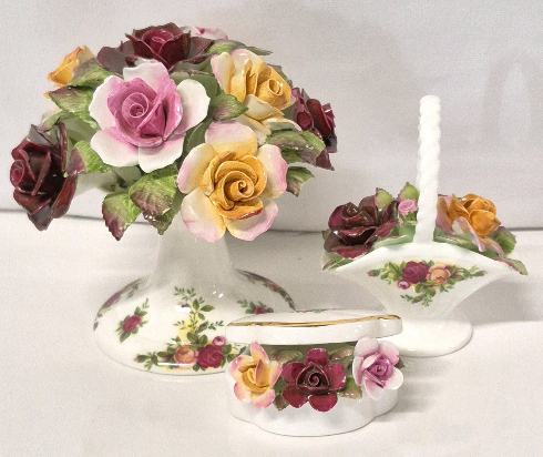 3 Vintage Royal Albert Old Country Roses Flower Posies - Tallest 5.25"