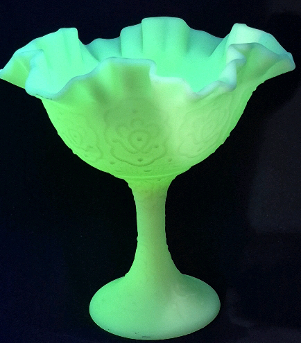 Stunning Signed Fenton Custard Uranium Glass Pedestal Candy Dish 6.5" Tall