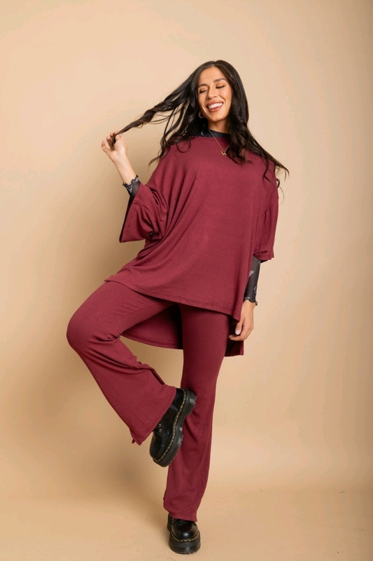 New sz L/XL Women's Wkndchasers Day Dreamer Ribbed Pant Set Retails for $57
