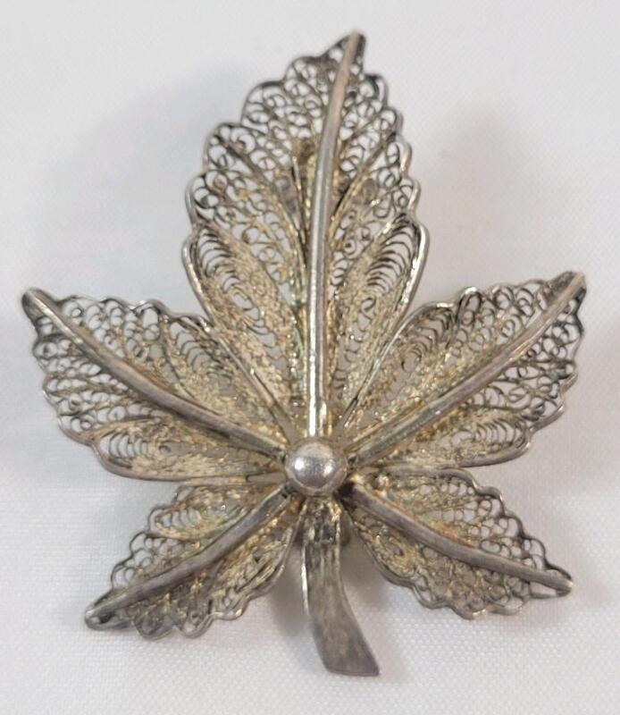 Vintage Art Deco Style Sterling Silver Leaf Brooch . Signed TOMI & Mark 925 . See photos for size