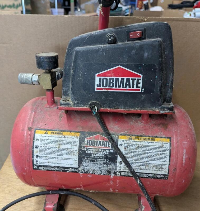 Jobmate 3 Galleon Air Compressor.
