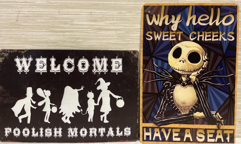 2 New 12&rdquo; Metal Novelty Halloween Signs
