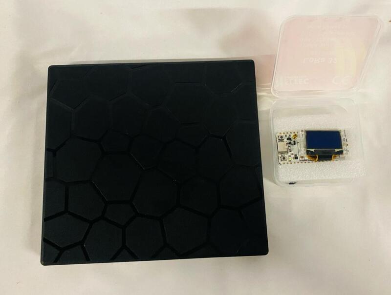 2 Computer Parts, Including LoRa 32 Wi-Fi Card and Ultraslim 8-in-1 External CD/DVD Drive (USB-3.0)