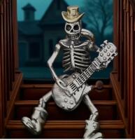 Fabulous Unique Playing Guitar Man Skull Pendant Necklace Rock Till You Drop pendant 1.5&rsquo;&rsquo; Back Bale Chain 22 inch