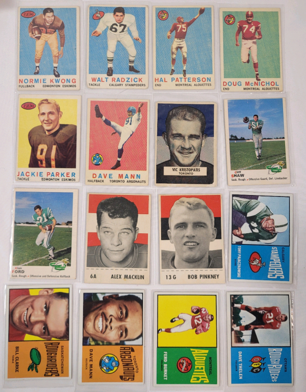 Vintage CFL Football Trading Card Singles , 16 Trading Cards .