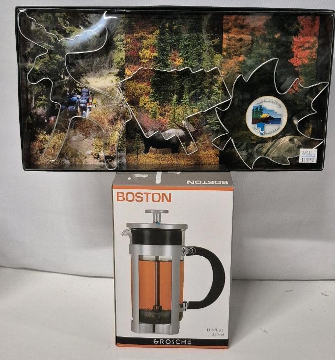 New in Box Grosch Boston French Press 359mL & 3 New Cookie Cutters Algonquin Park