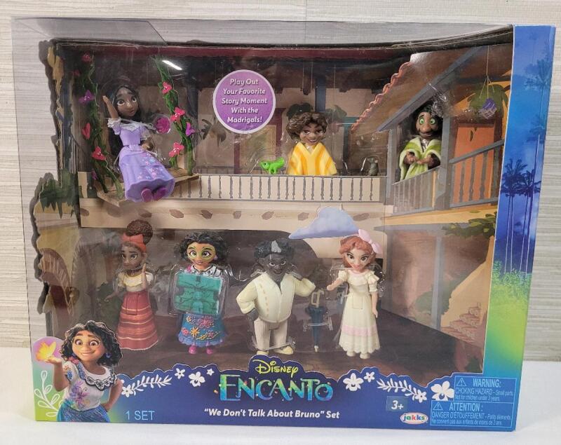 New - Disney ENCANTO Action Figure Box Set .