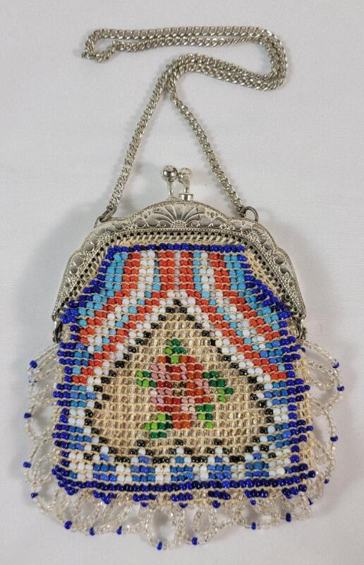 Vintage Multi-Color Beaded Purse . See photos for size