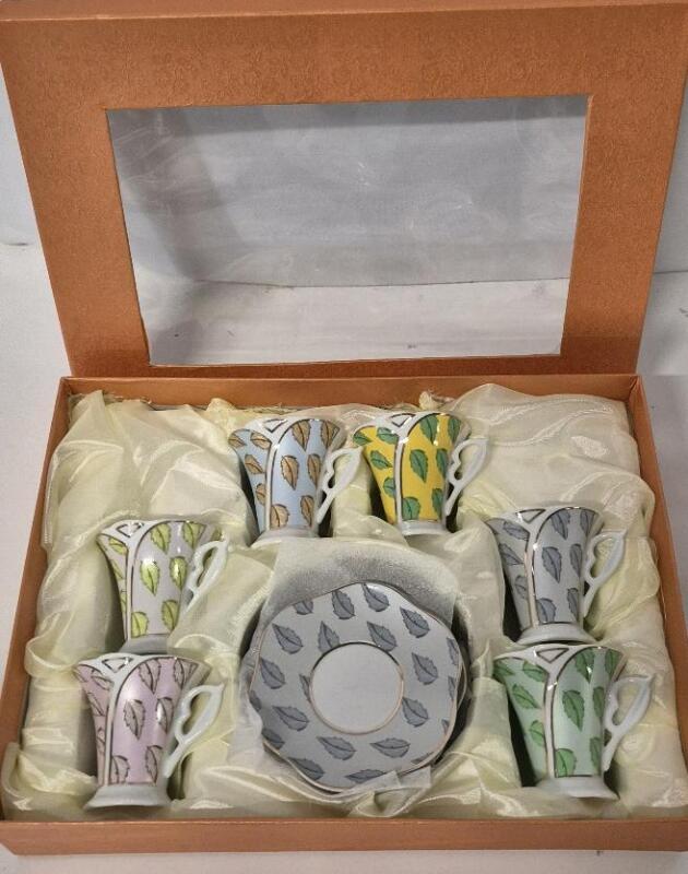 6 Royal England Ceramic Demitasse Cups & Saucers in Original Box