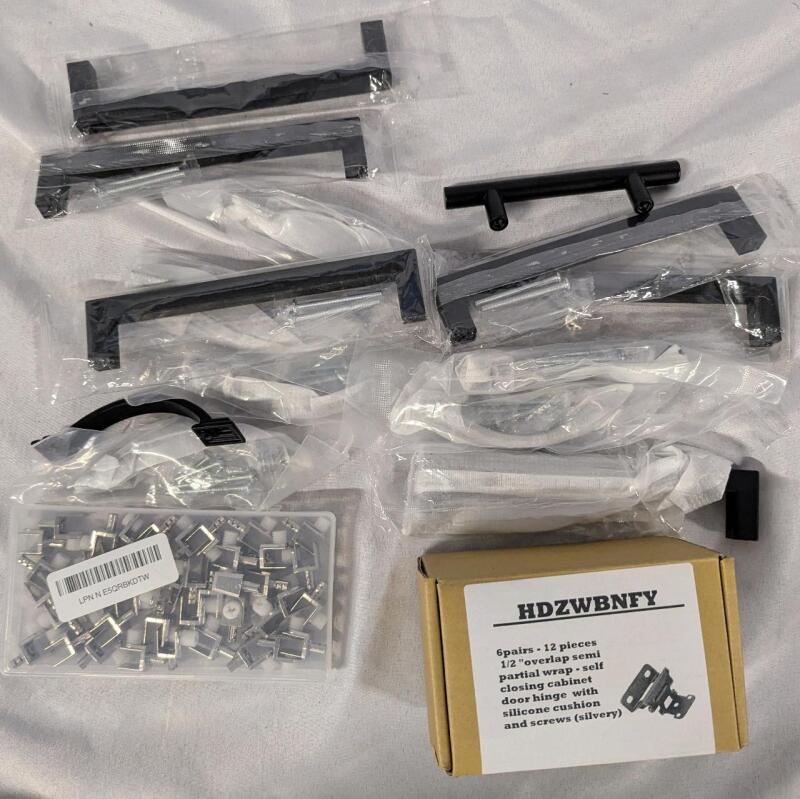 New Cabinetry Lot. Hinges, Drawer Pull and More!