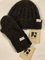 New One Size Frank and Oak &ldquo;The Donegal&rdquo; Beanie and Mittens | Retails for over $100