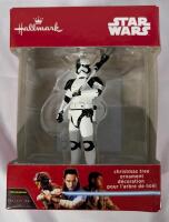 New Hallmark Star Wars the Last Jedi Stormtrooper Executioner Ornament. Approximately 3" Tall
