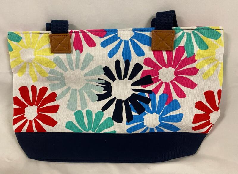 New Thirty-One Bloomin&rsquo; Bouquet Demi Day Bag, 14x9&rdquo;