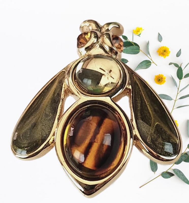 MONET Queen Bee Bug Brooch Cabochons Rhinestone Green Enameling 1 Inch Long Vintage Signed