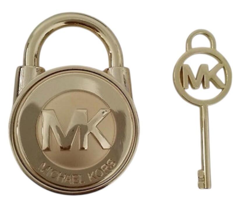 MICHAEL KORS Hamilton Lock and Key Approximately 2.25&rsquo;&rsquo; Lock 2&rsquo;&rsquo; Key Stamped